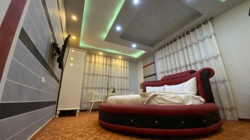 Golden Rose Hotel