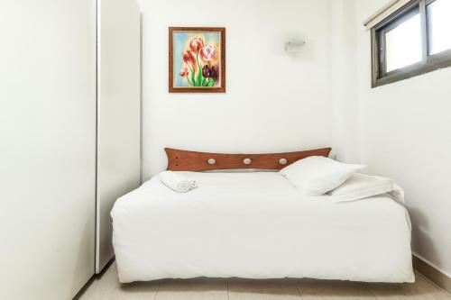 Modern 3br Apartment W/ Sea & City View