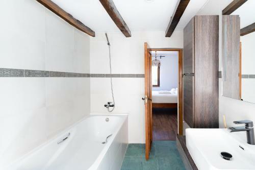 Apartamento Housingle�n - Atico Gaud�