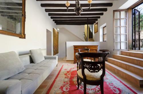 Villa Casa Se�orial �nica; Con Jacuzzi, Sauna Y Piscina.