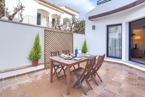 Apartamentos Llafranc Mar