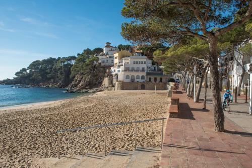Apartamentos Llafranc Mar
