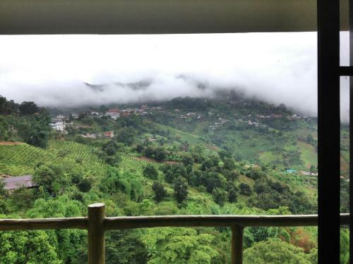 Hostal Baan Ruam Cha