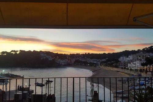 Luxury Apartment In Front Of The Sea