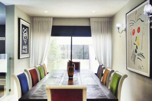 Prestige Villa With Private Pool + Parking