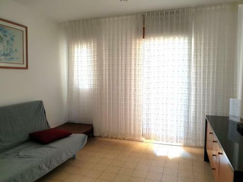 Kiryat Haim Beach Apartment By Domik