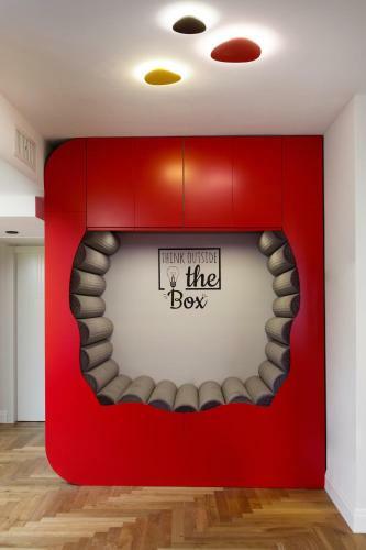 Colorful Bnb Apartment