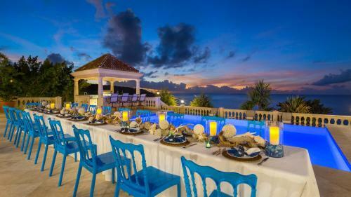 Sandcastle Villa & Beach House