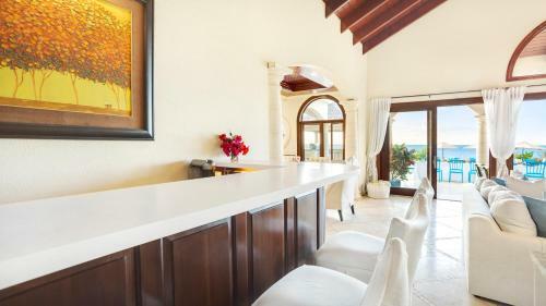 Sandcastle Villa & Beach House