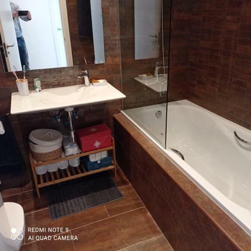 Llan�� Apartament Platja Cau Del Llop