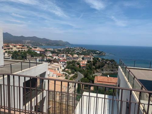Llan�� Apartament Platja Cau Del Llop