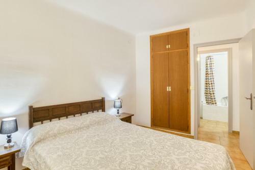 Apart En Paseo Mar�timo 1-3