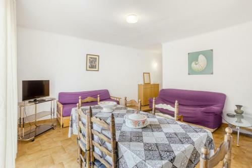 Apart En Paseo Mar�timo 1-3