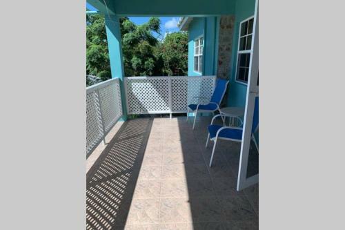 Neem View Apartment #8