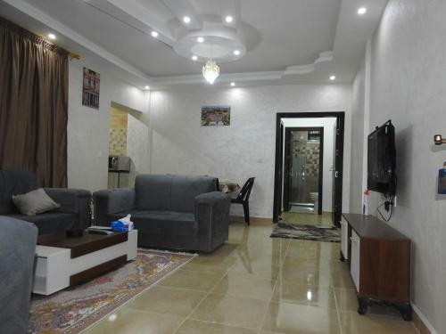 Amro Petra Apartment