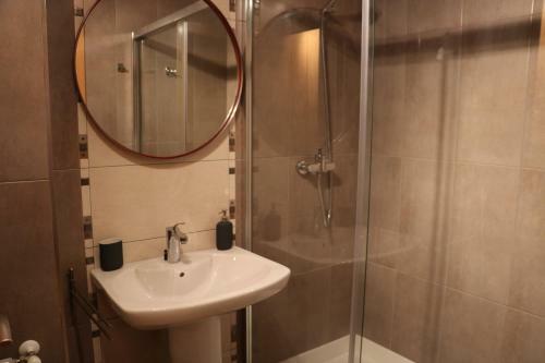 La Tal�, Apartamento Con Piscina A 5 Min. Del Centro