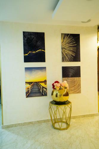 Grand Mirage Hotel