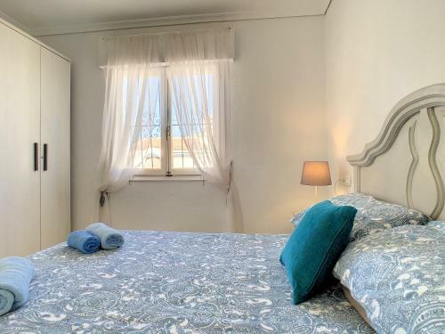 Bungalow With Private Pool - 5809