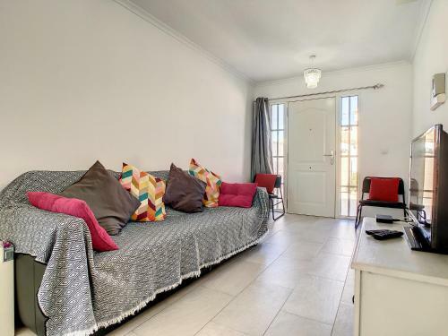 Bungalow With Private Pool - 5809