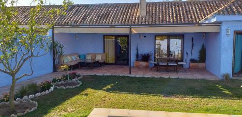La Casita Azul