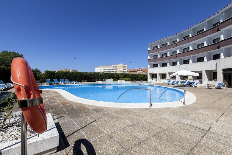 Hotel Meia Lua