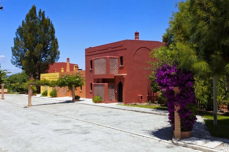 Hotel Colina Village