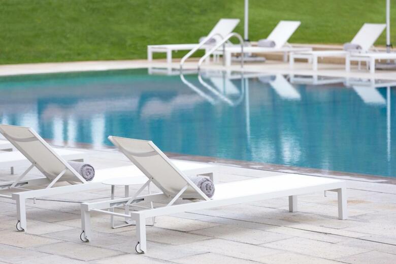 Ozadi Tavira Hotel