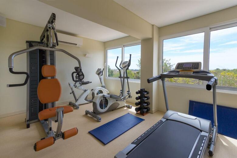 Ozadi Tavira Hotel