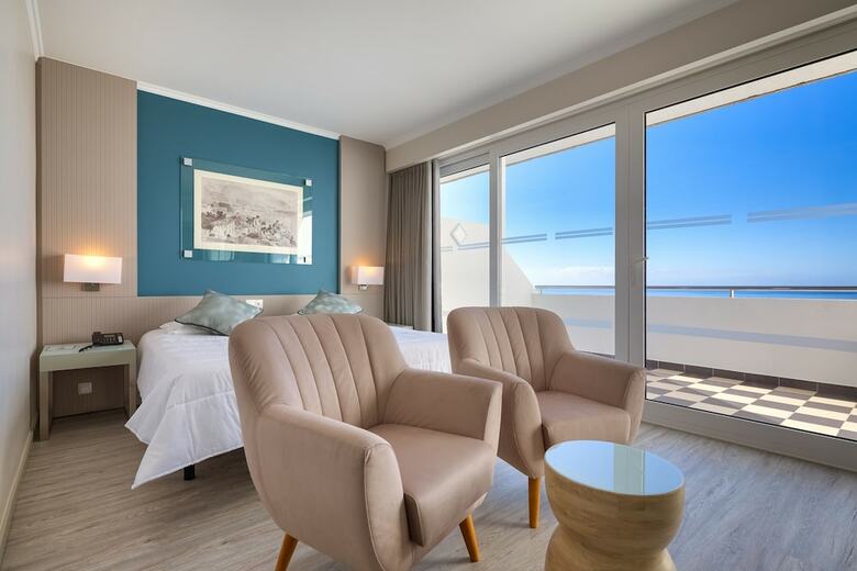 Hotel Orca Praia