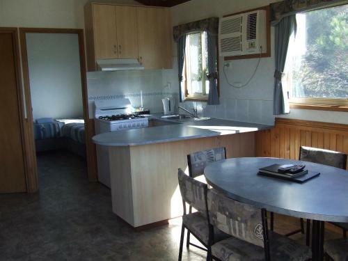 Lodge Western Ki Caravan Park & Wildlife Reserve