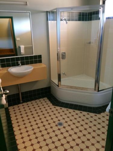 Cannon Park Motel