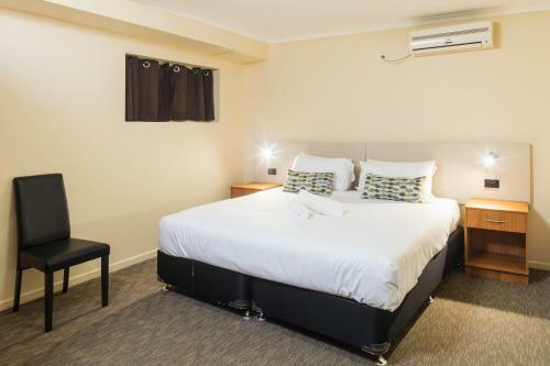 Balaclava Hotel