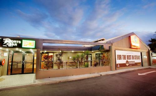 Balaclava Hotel