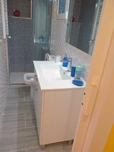 Calle San Bartolom�, 7 - 2. Piso Tur�stico