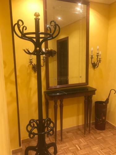 Calle San Bartolom�, 7 - 2. Piso Tur�stico