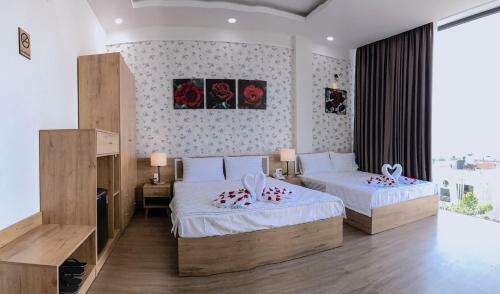 Hotel Kh�ch S?n Sky