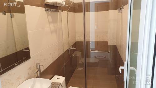Hotel Nh� Ngh? 377