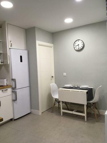 Centrico Apartament Al Lado de La Estacion D Tren