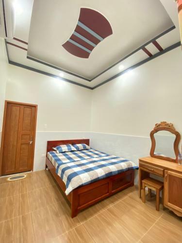 T�ng Th?y Homestay - Dinh Th?y Th�m