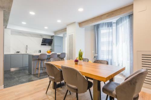 Apartamento De Lujo En Logro�o Centro