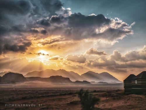 Desert Mars Camp & Tours