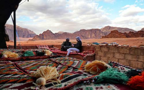Desert Mars Camp & Tours