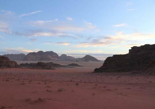Wadi Rum Desert Guide