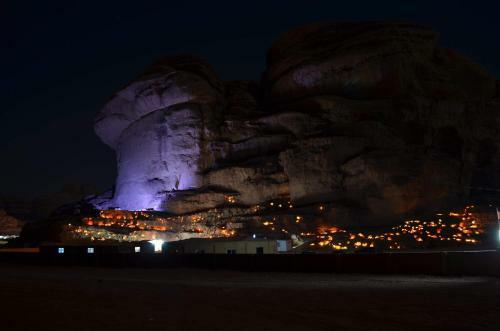Moon Valli Camp