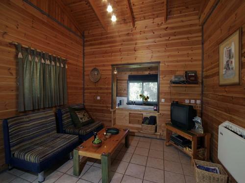 Lodge The Calm West