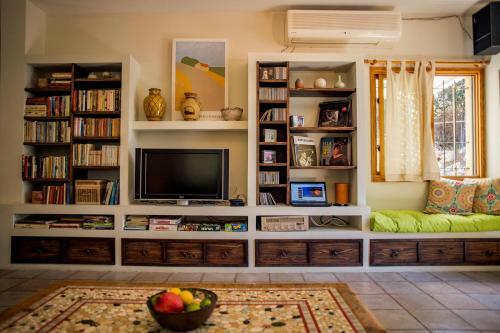 Villa Yael's House Of Freedom