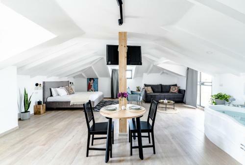 Lodge Valley Suites