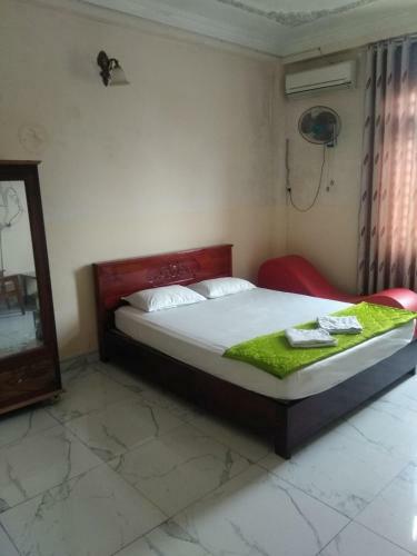 Happy Hotel Binh Chanh