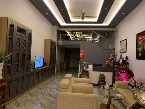 Lucy Hotel