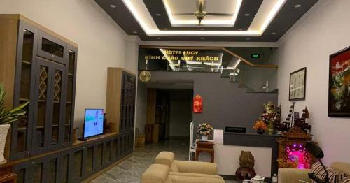 Lucy Hotel